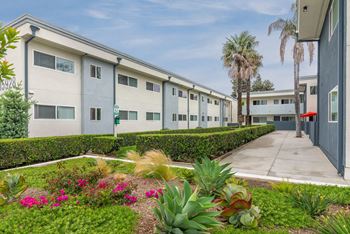 our apartments offer a community of homes for rent at Park Apartments, California